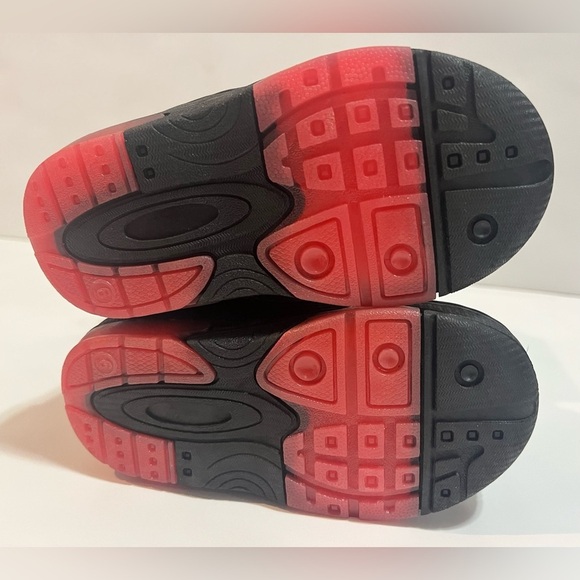 Marvel Spider-Man Themed Kids Boys Warm Winter Velcro Light-Up Boots Size 6 - Picture 7 of 9